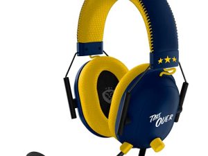 Razer BlackShark V2 Gaming Headset: THX 7.1 Spatial Surround Sound - 50mm Drivers - Detachable Mic - for PC